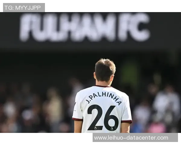 英超精彩对决尤文图斯大胜巴萨帽子戏法引发全场狂欢